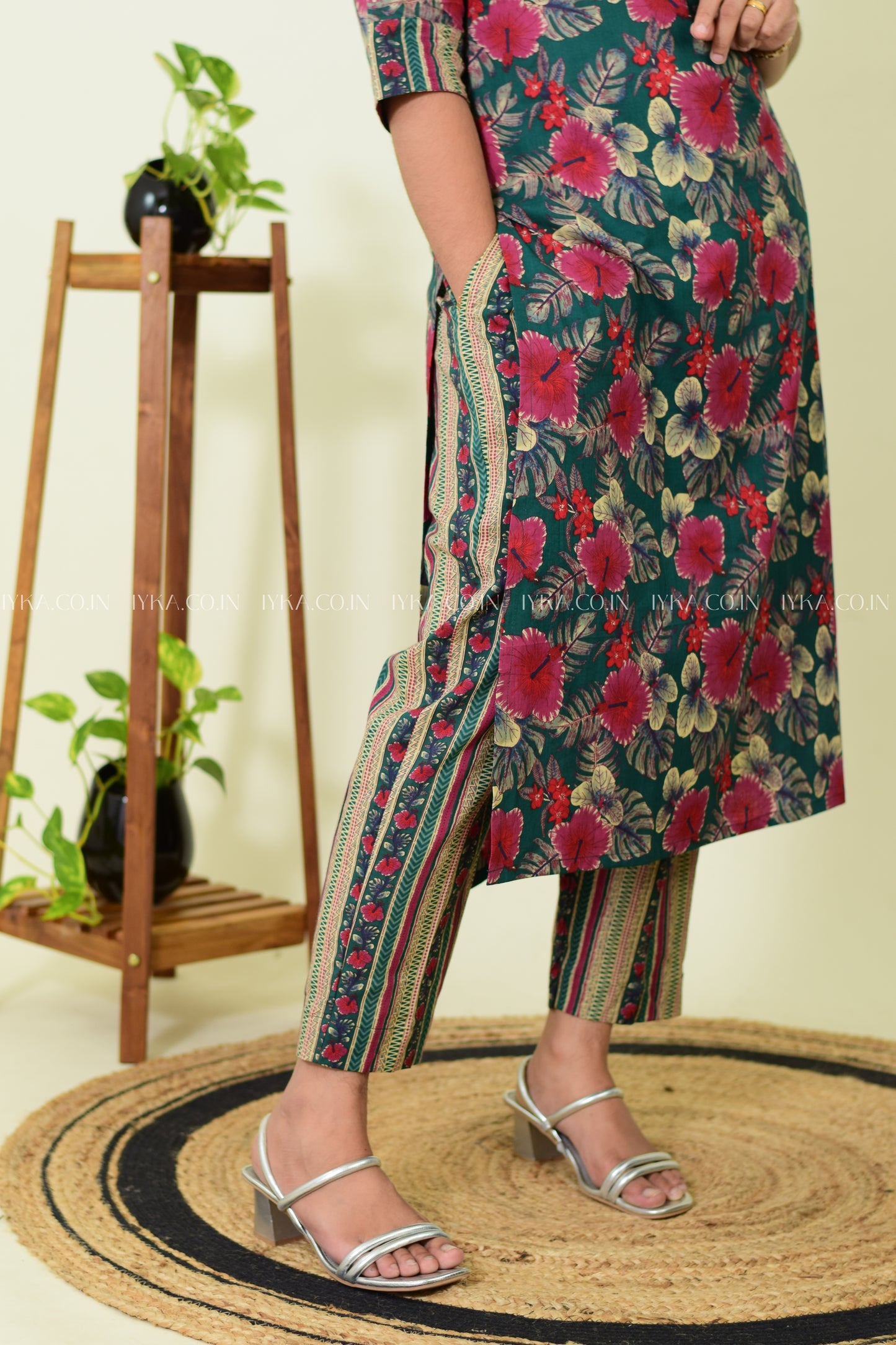 IYKA- FLORAL PRINTED COTTON CO-ORD SET ( TOP AND BOTTOM) #00253COR