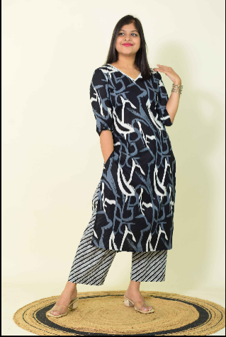 Black and white Muse (Slitted Top Only)