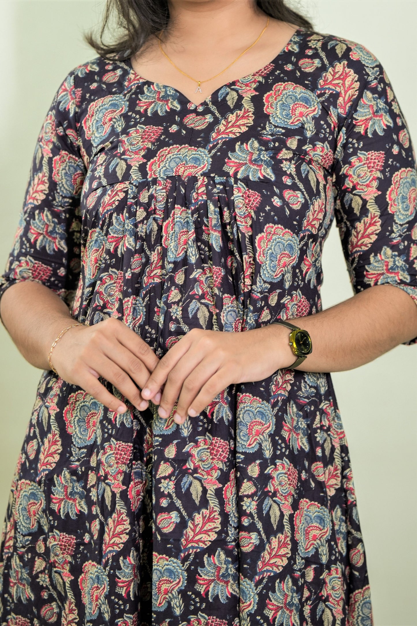 Navy Blossom