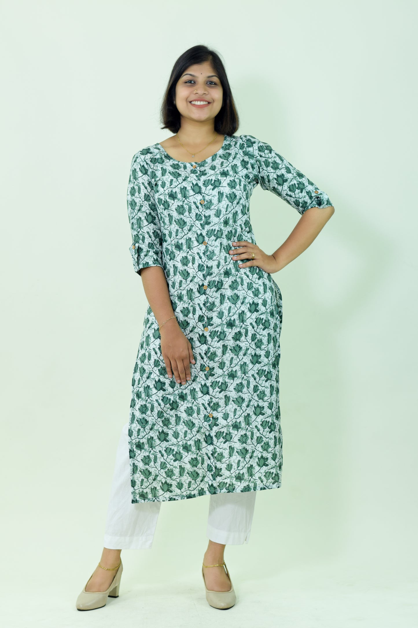 IYKA- FLORAL PRINTED STRAIGHT CUT KURTHA #00037KUR