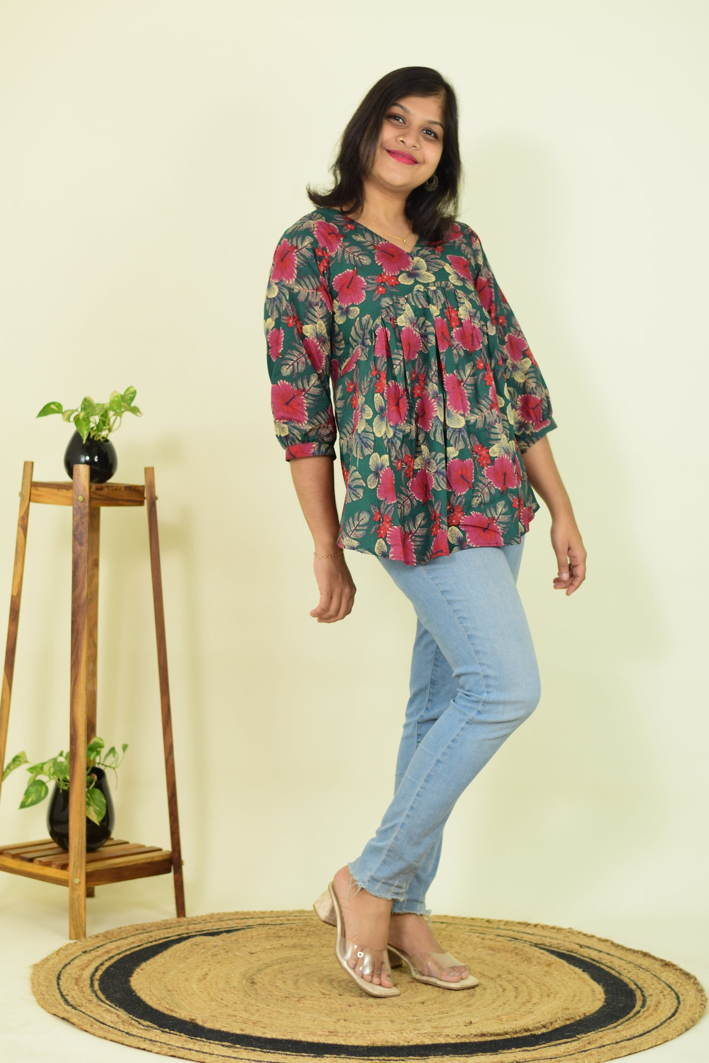 Vrindavan Short Kurthi