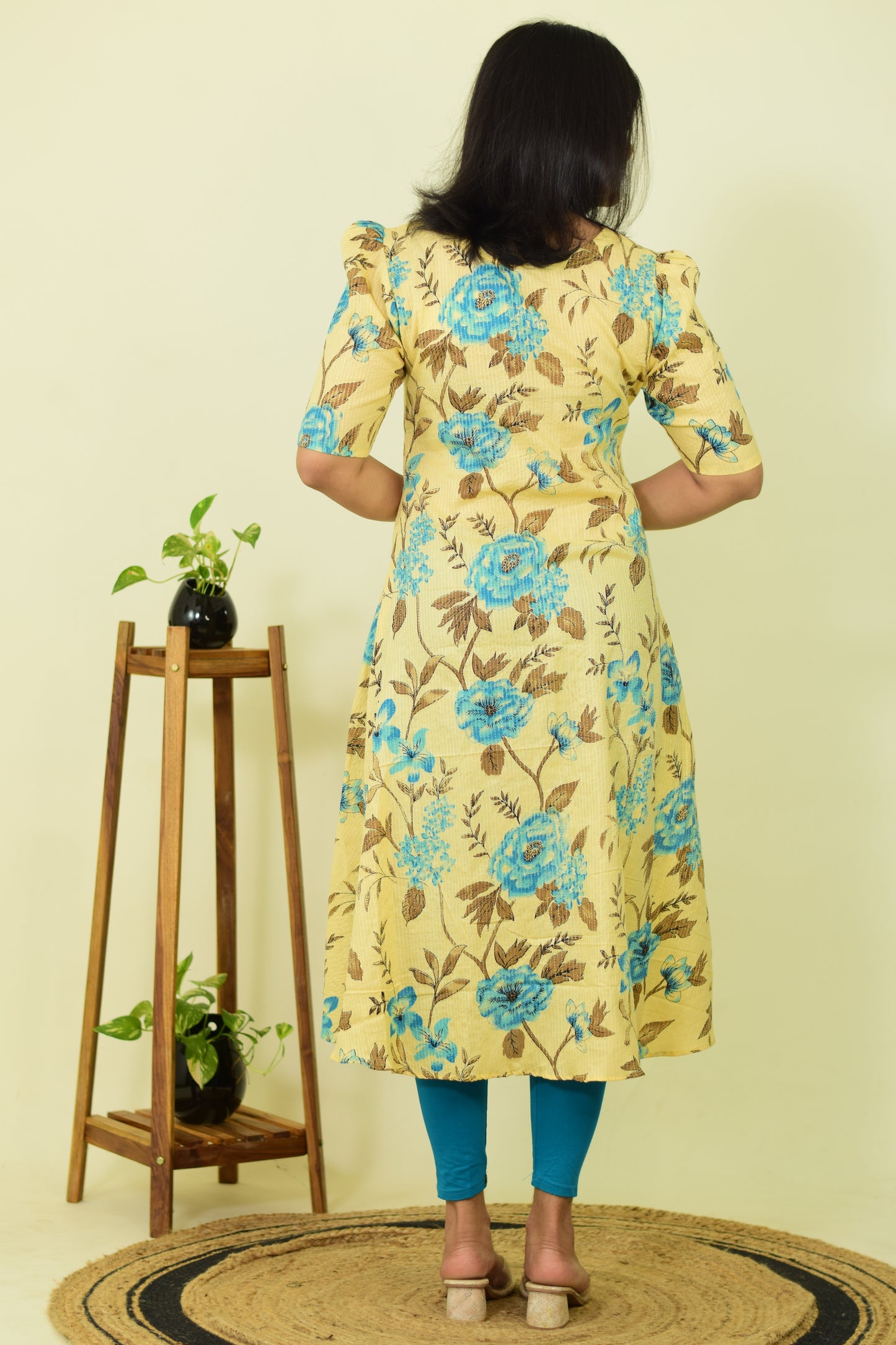 Cream Blossom Puff Kurthi