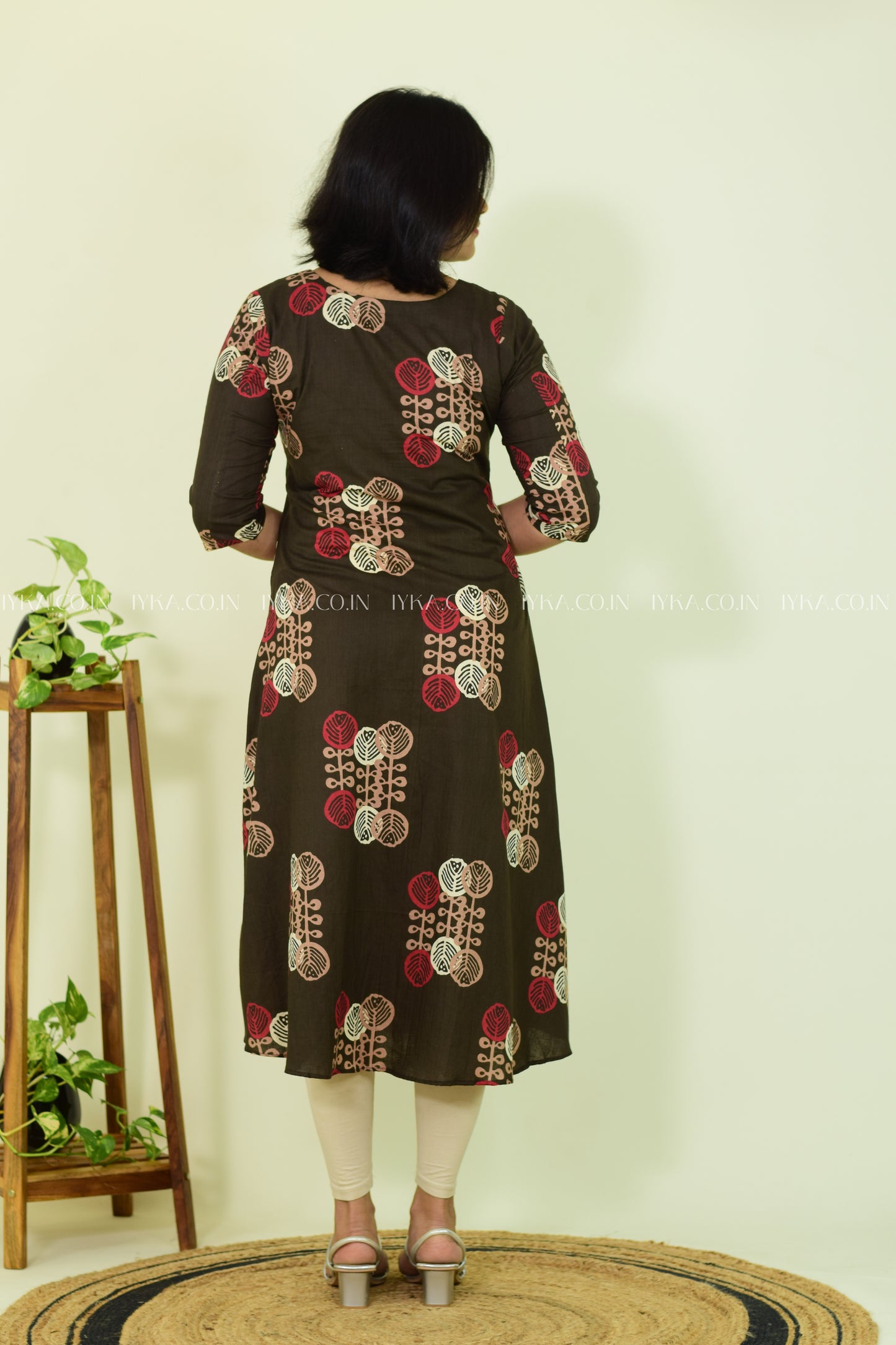 Coffee Bloom Lace