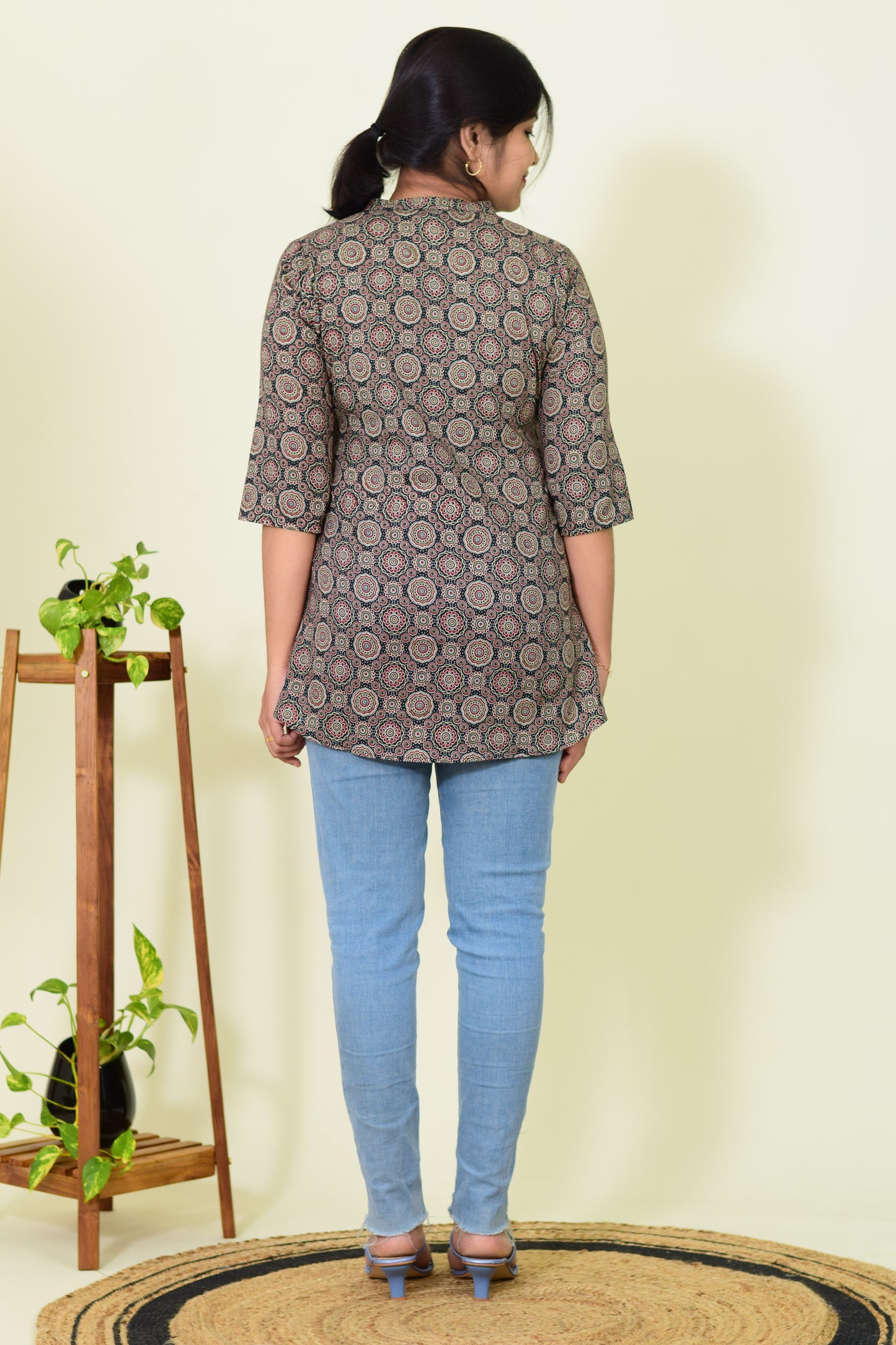 IYKA- AJRAKH COTTON SHORT KURTHI #00258SHO