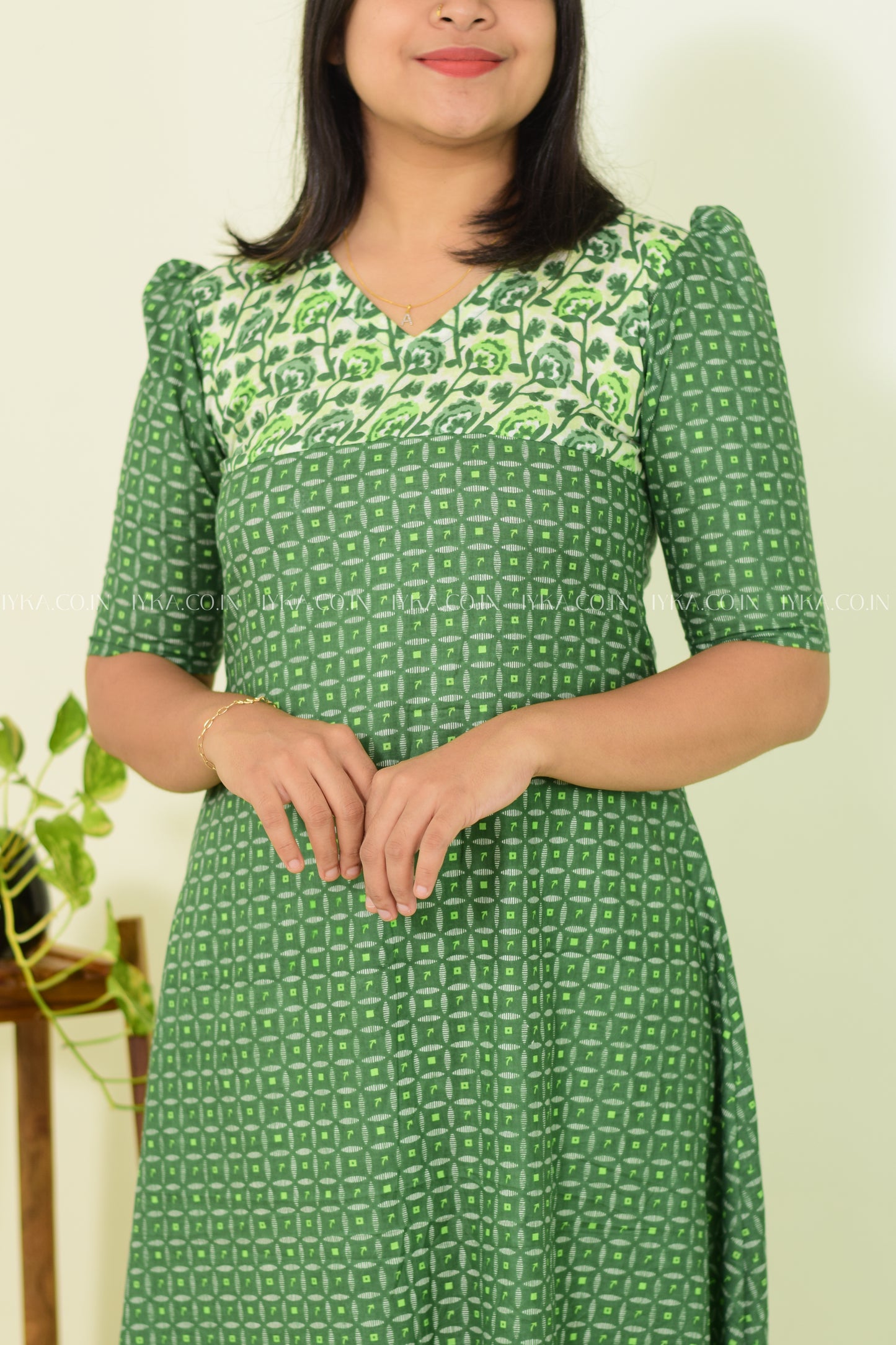 Neem Breeze – Green Cotton Kurthi