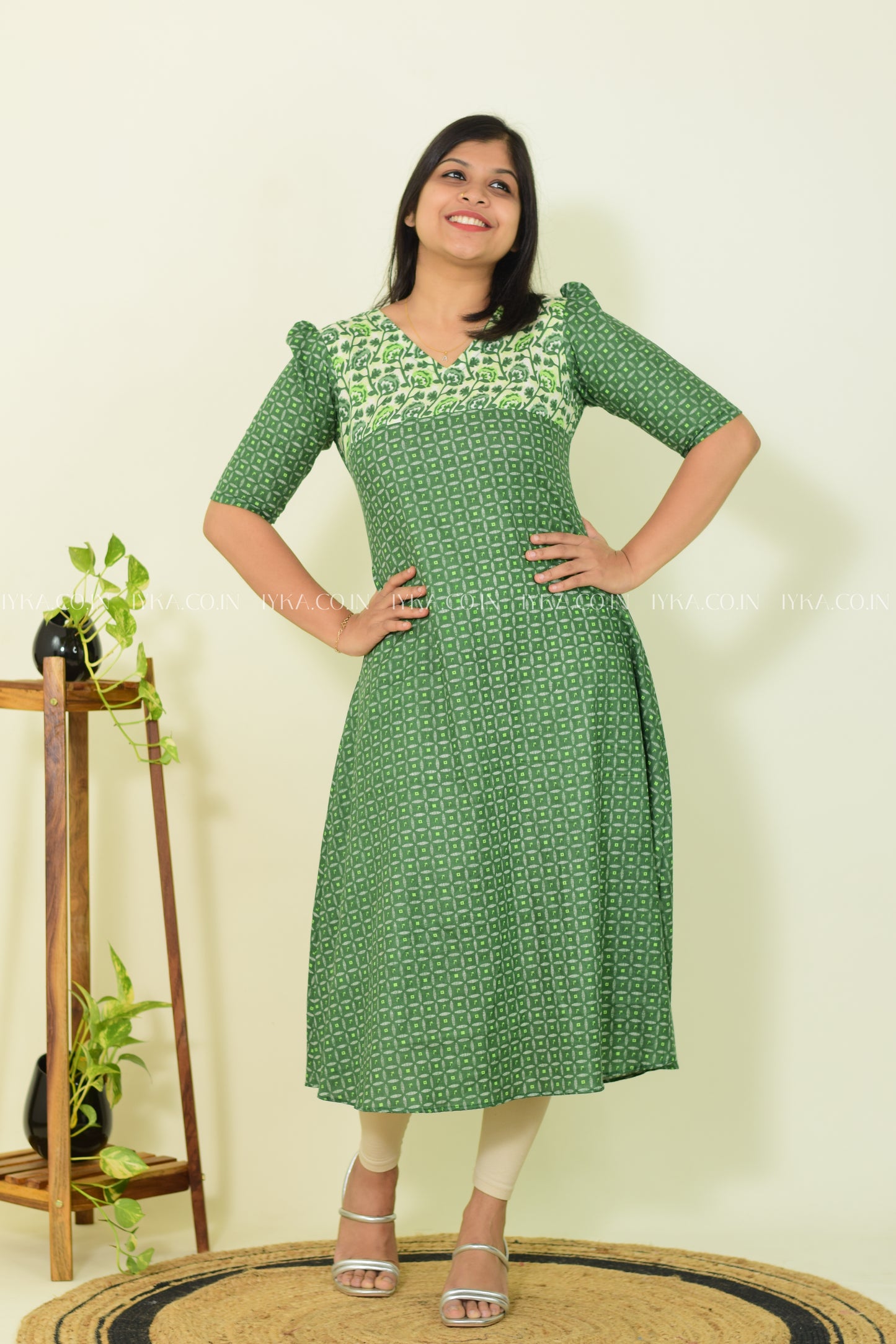 Neem Breeze – Green Cotton Kurthi