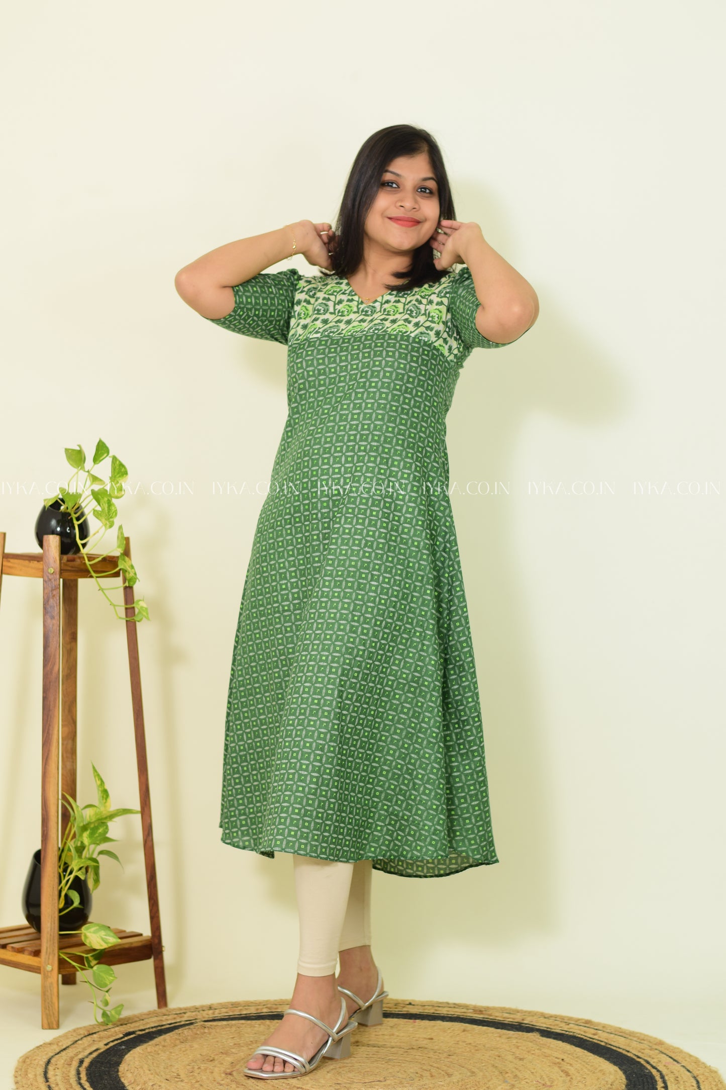 Neem Breeze – Green Cotton Kurthi