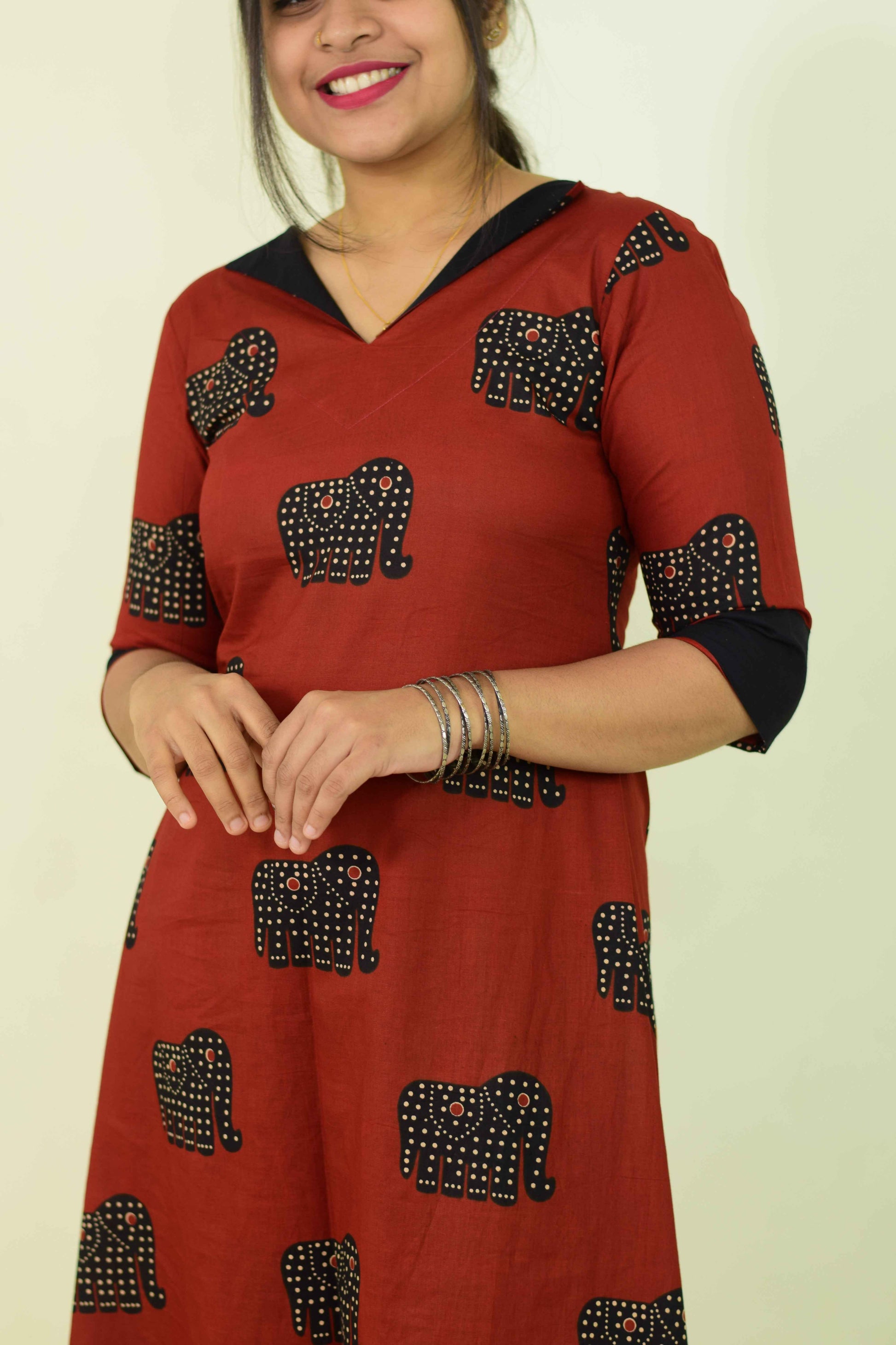 Rakta Hathi Heritage Kurthi