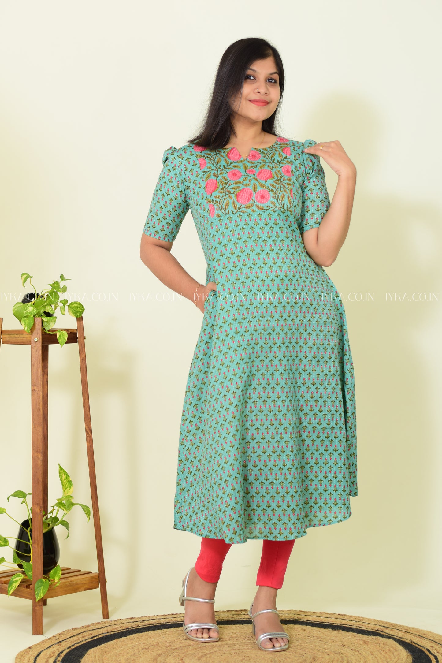 Pista Bloom A-Line Kurthi