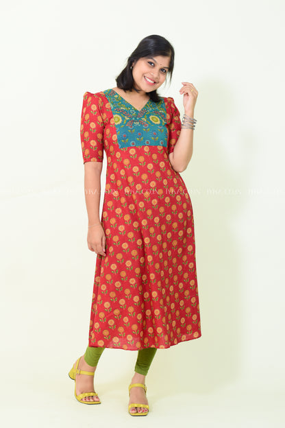 IYKA-RED AND GREEN COTTON ALINE KURTHI#00224KUR