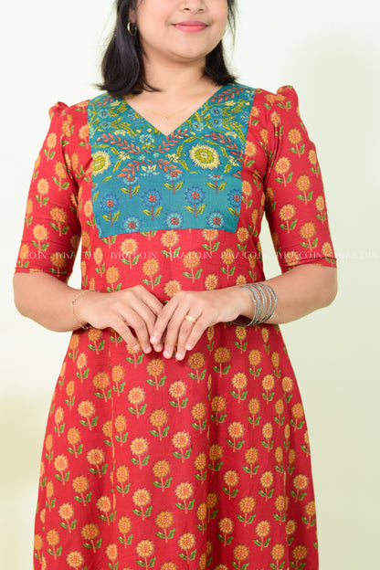 IYKA-RED AND GREEN COTTON ALINE KURTHI#00224KUR