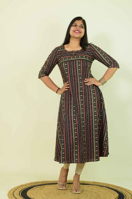 Rang Deep Round-Neck