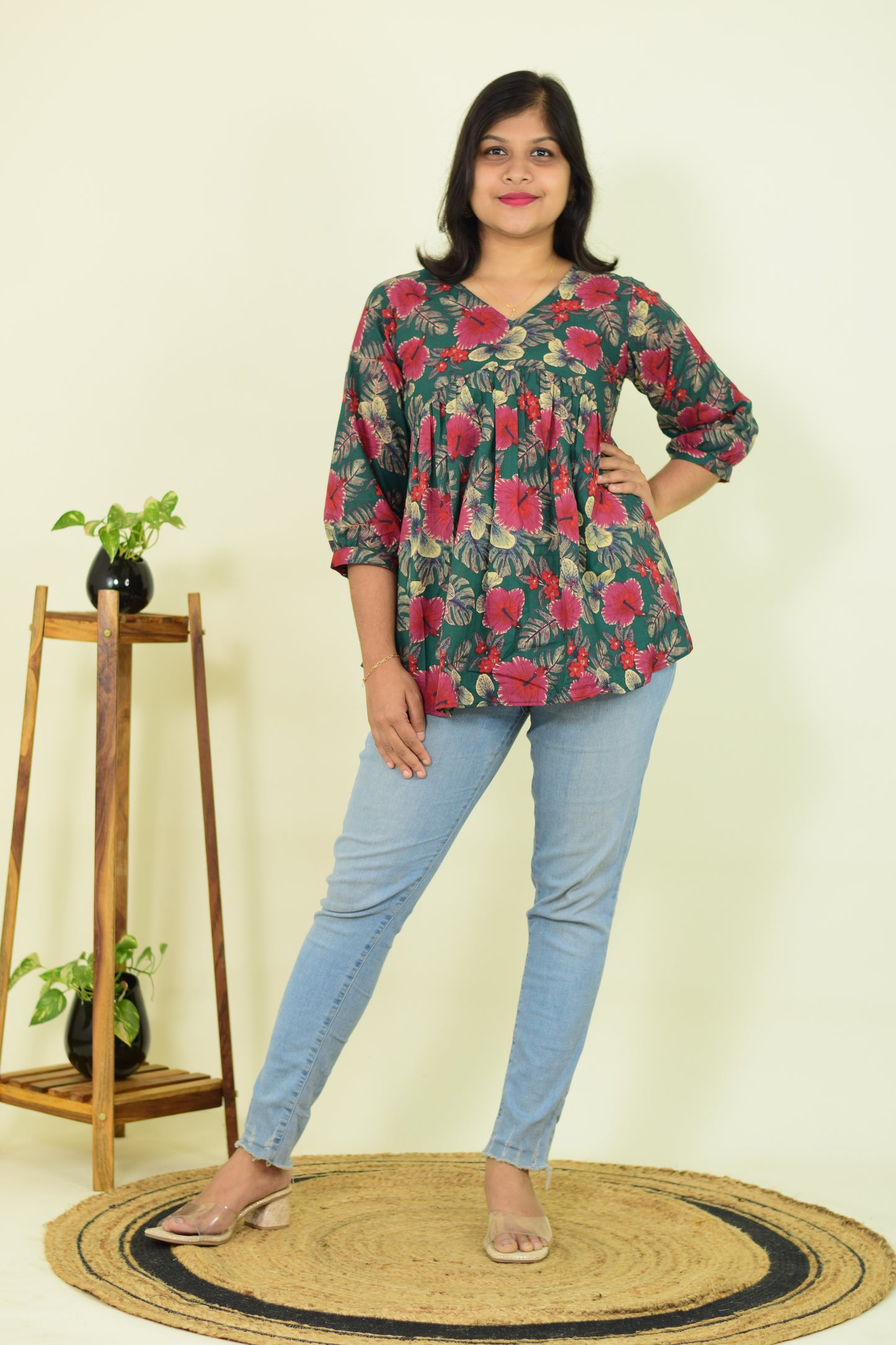 Vrindavan Short Kurthi