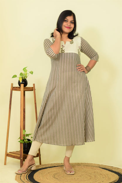 Grey Petal Path Kurthi