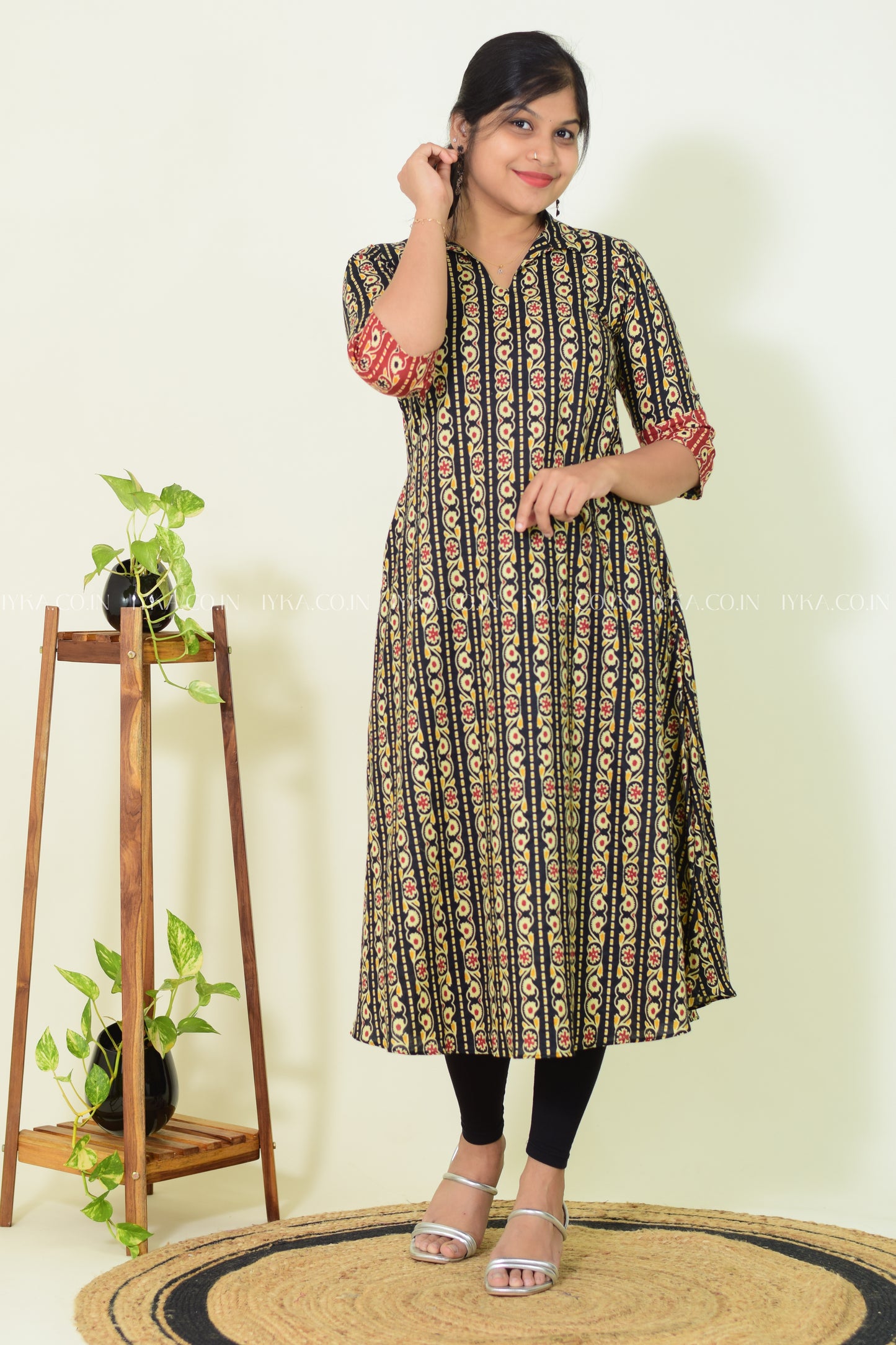 IYKA- BLACK COLLARED COTTON ALINE KURTHI #00261KUR