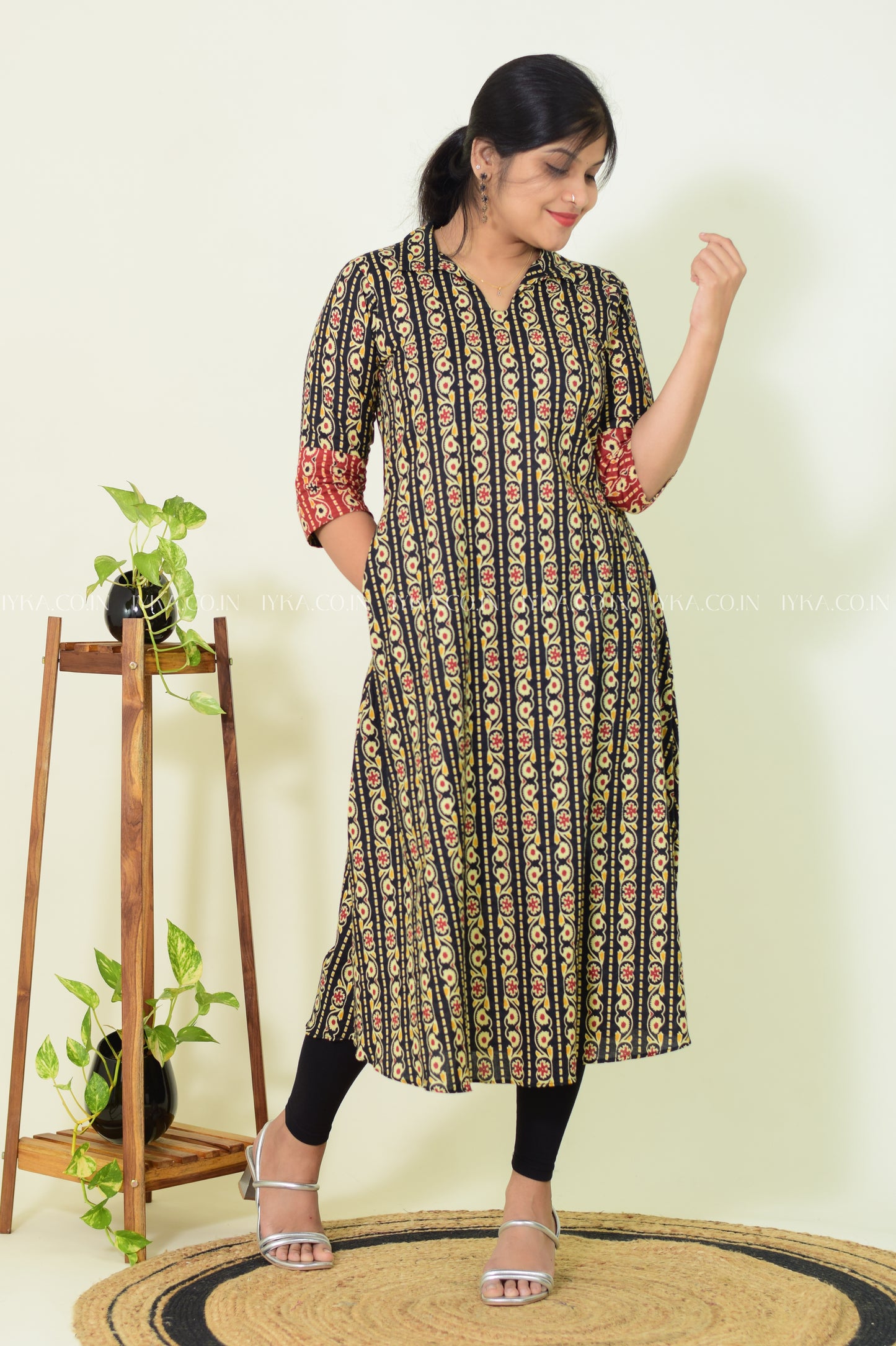 IYKA- BLACK COLLARED COTTON ALINE KURTHI #00261KUR