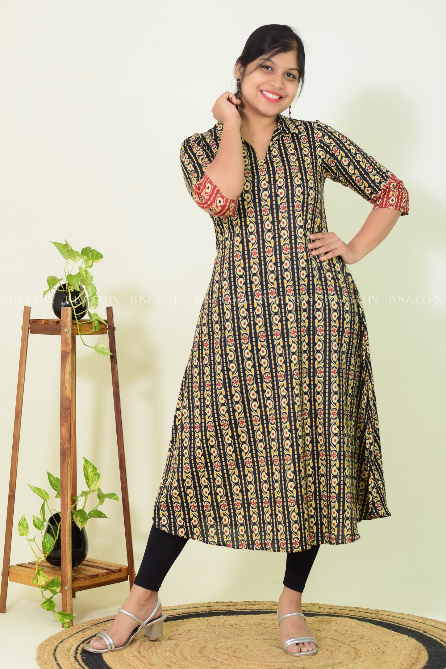 IYKA- BLACK COLLARED COTTON ALINE KURTHI #00261KUR