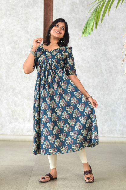 Statement Sweetheart Blue