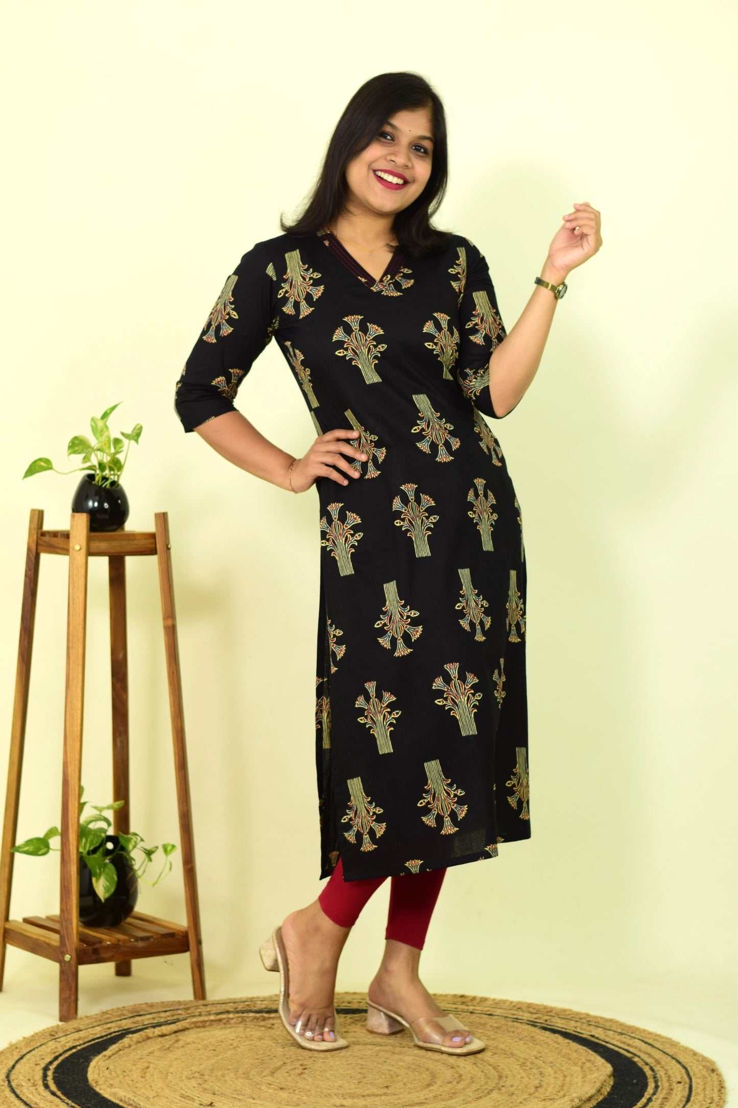 Raat-Laal Slit Kurta