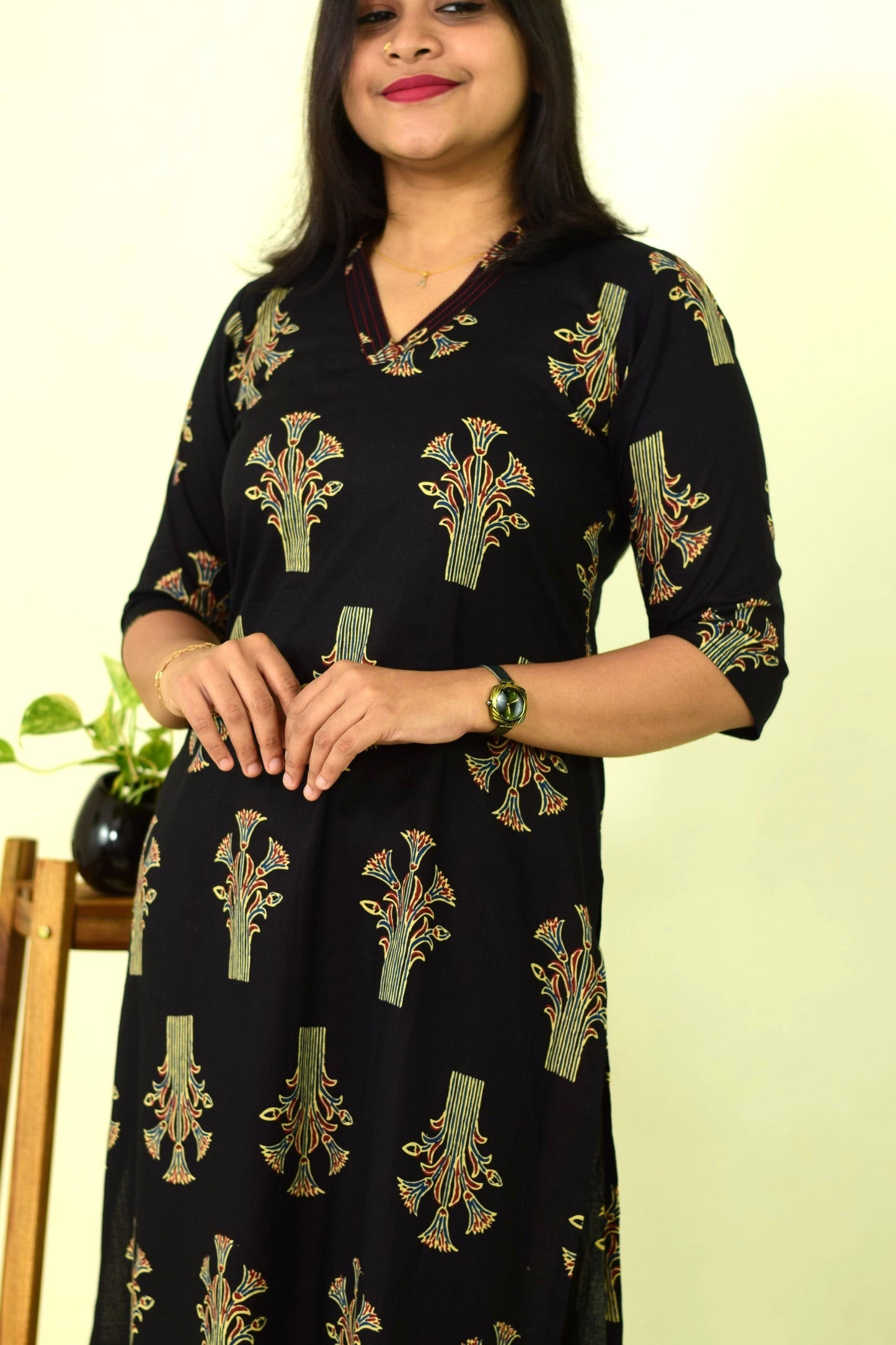 Raat-Laal Slit Kurta